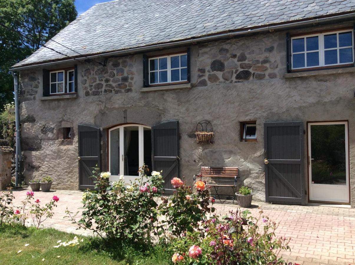 Chambre D'Hotes Grange De La Bastide Laveissière エクステリア 写真